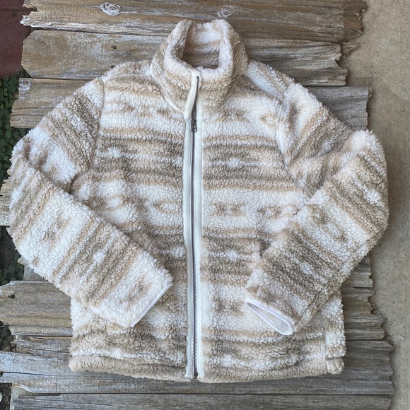 Old Navy Women’s Sherpa Jacket - Picture 1 of 7